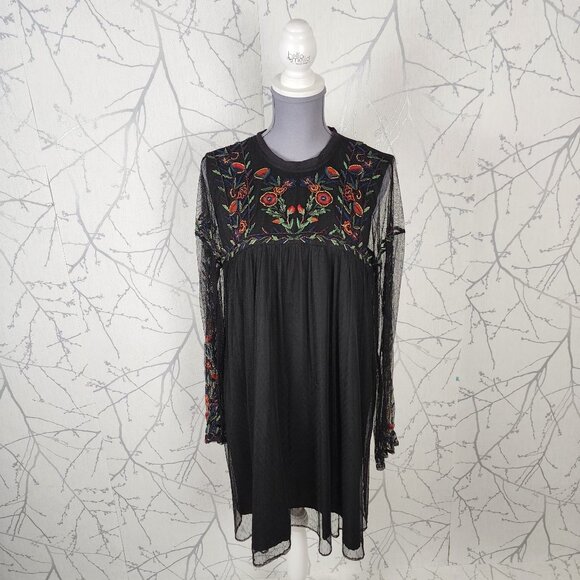 Zara Trafaluc Black Floral Embroidered Mesh Overlay Dress - Picture 2 of 10